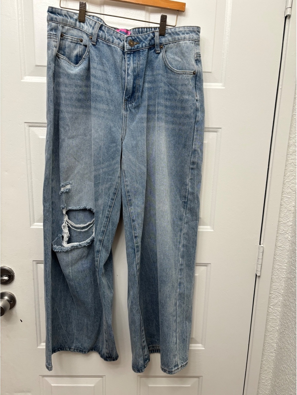 Edikted Light Wash Distressed Wide Leg Jeans